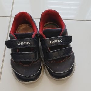 Geox kids size 22